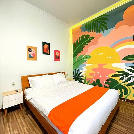 Room Ijen Hostel Banyuwangi  Exteriör bild